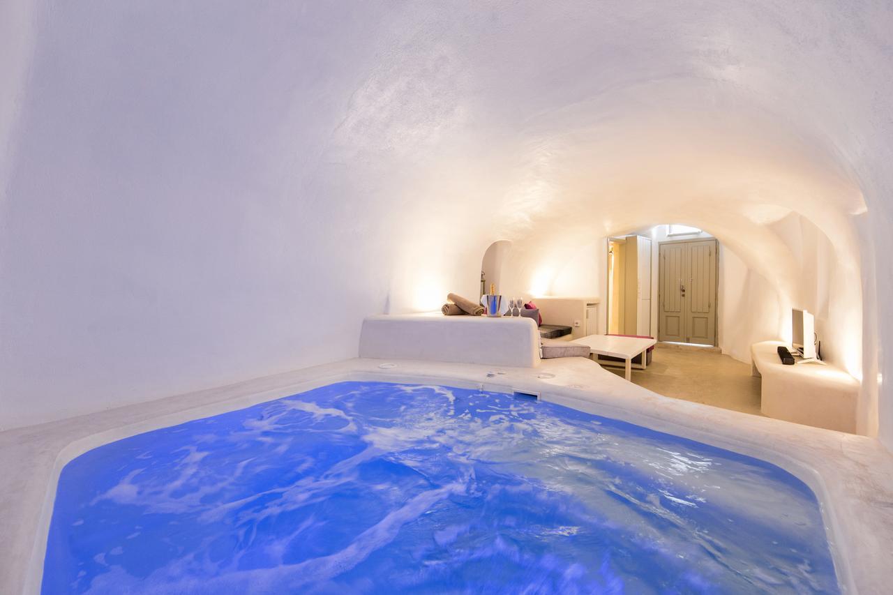 Kampanario Luxury Villa Megalochori  Bagian luar foto
