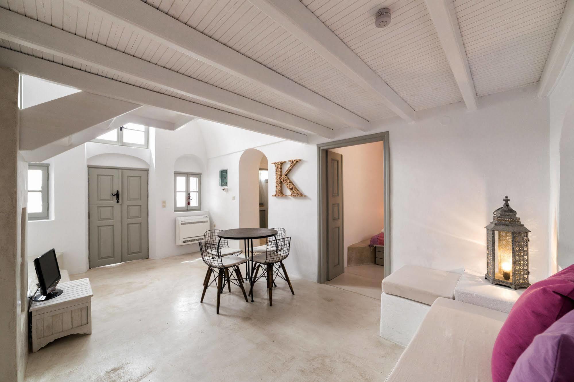 Kampanario Luxury Villa Megalochori  Bagian luar foto
