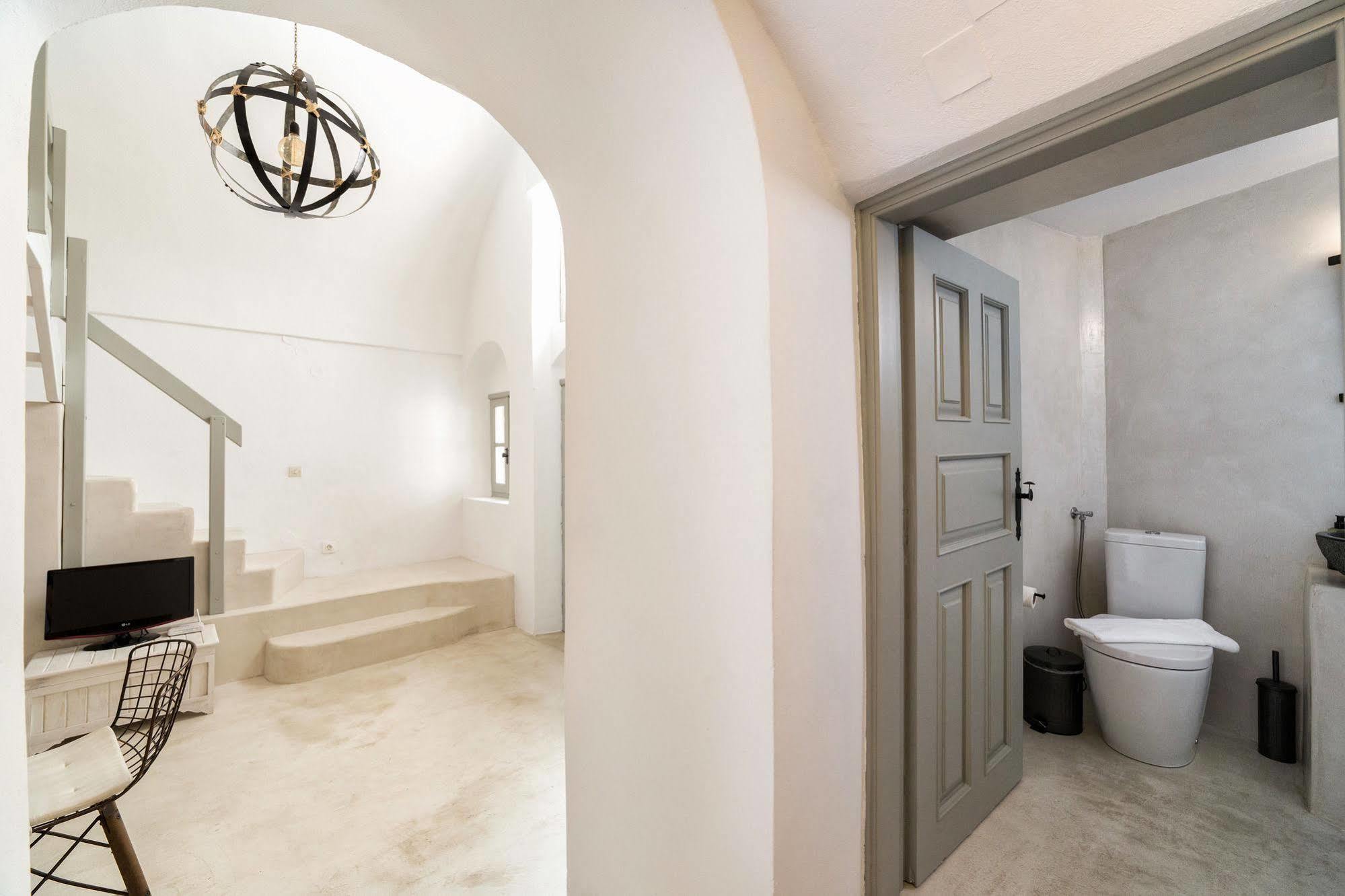 Kampanario Luxury Villa Megalochori  Bagian luar foto